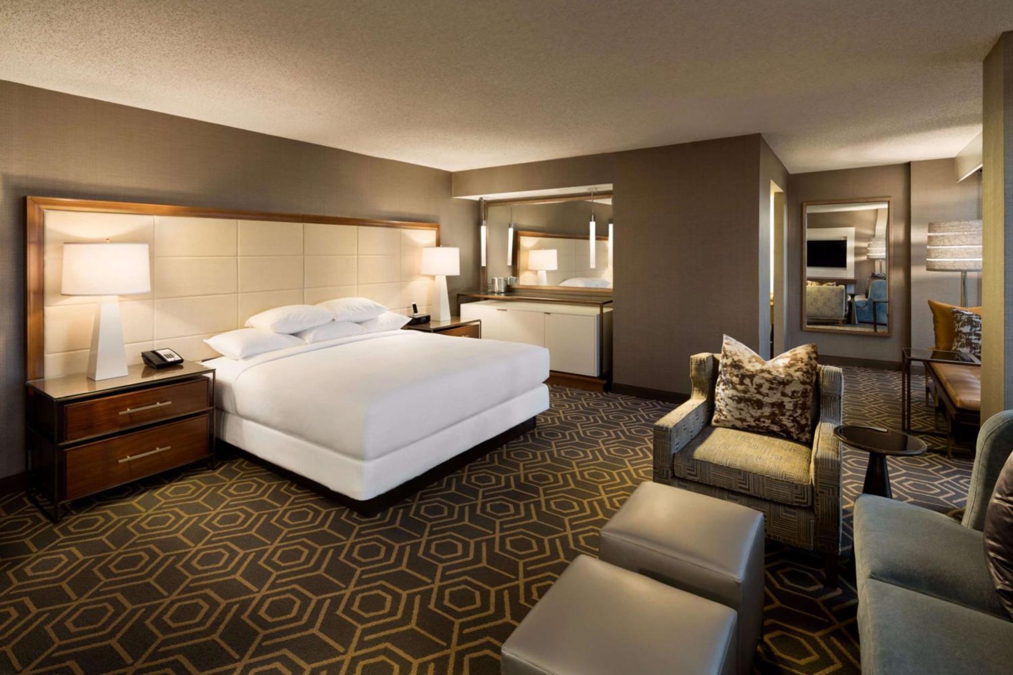 Doubletree By Hilton Hotel Dallas Campbell Centre Екстер'єр фото