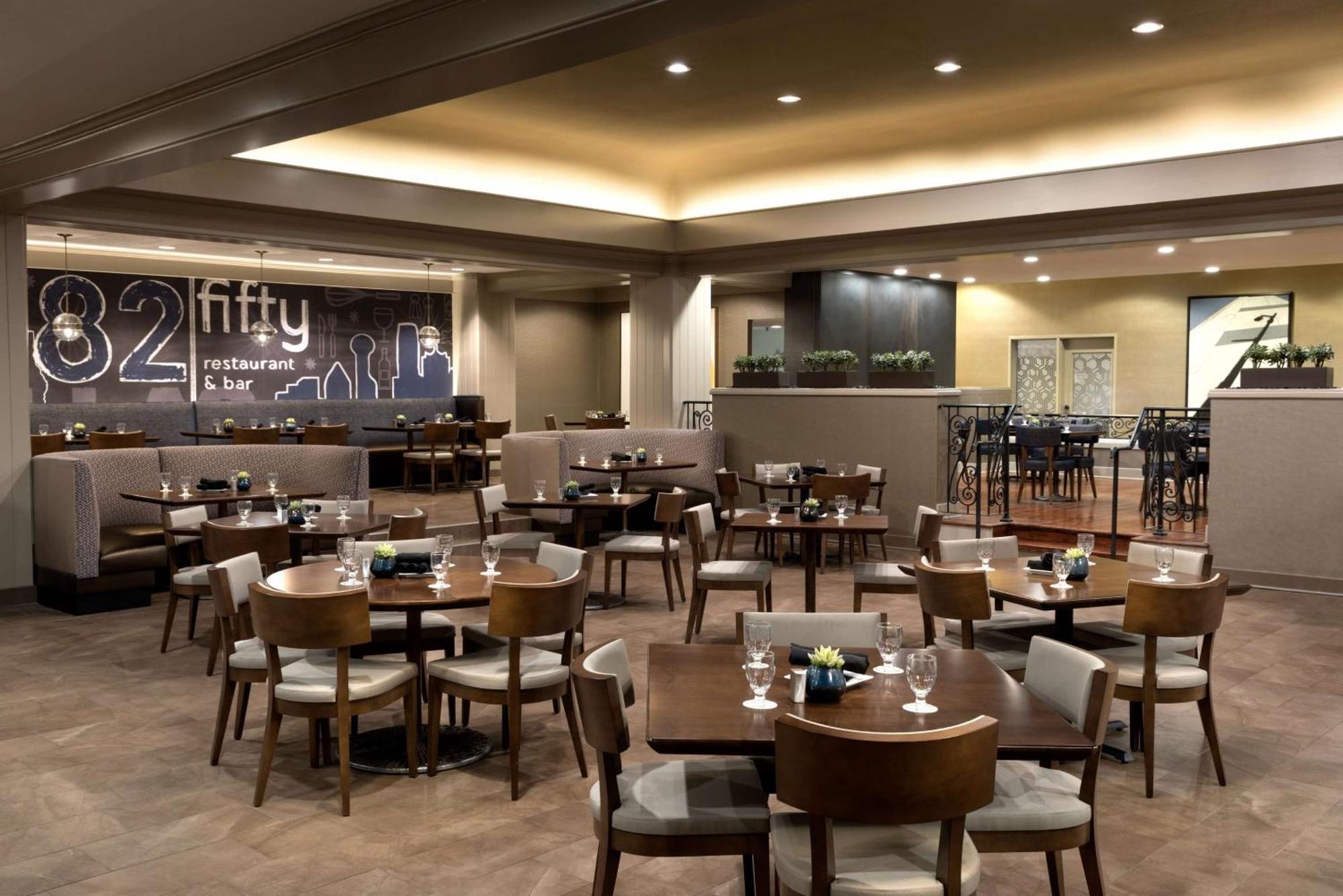 Doubletree By Hilton Hotel Dallas Campbell Centre Екстер'єр фото