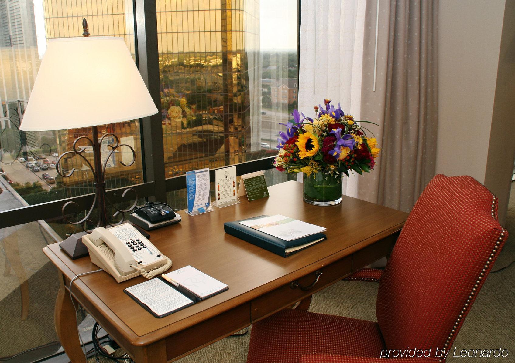 Doubletree By Hilton Hotel Dallas Campbell Centre Екстер'єр фото